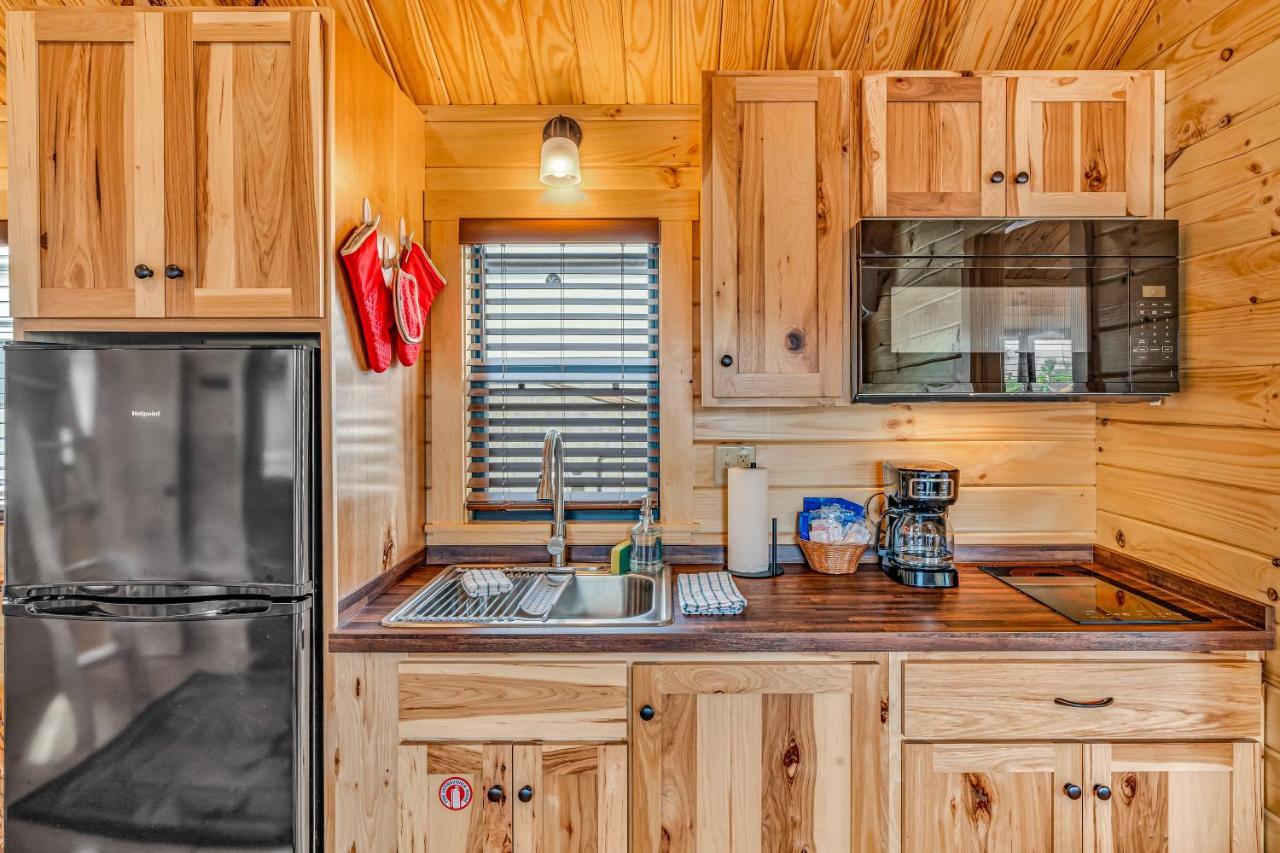 Cabins At Bonefish Bay Маратон Экстерьер фото