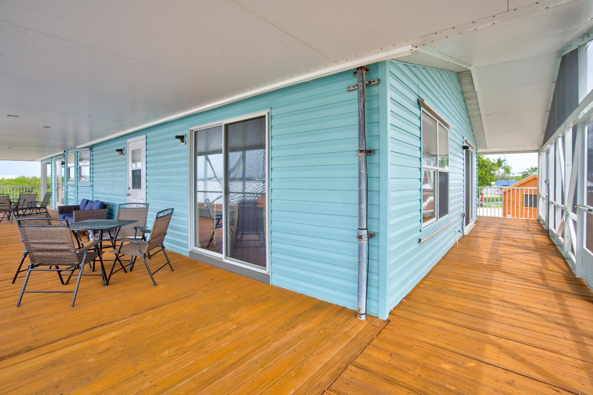 Cabins At Bonefish Bay Маратон Экстерьер фото