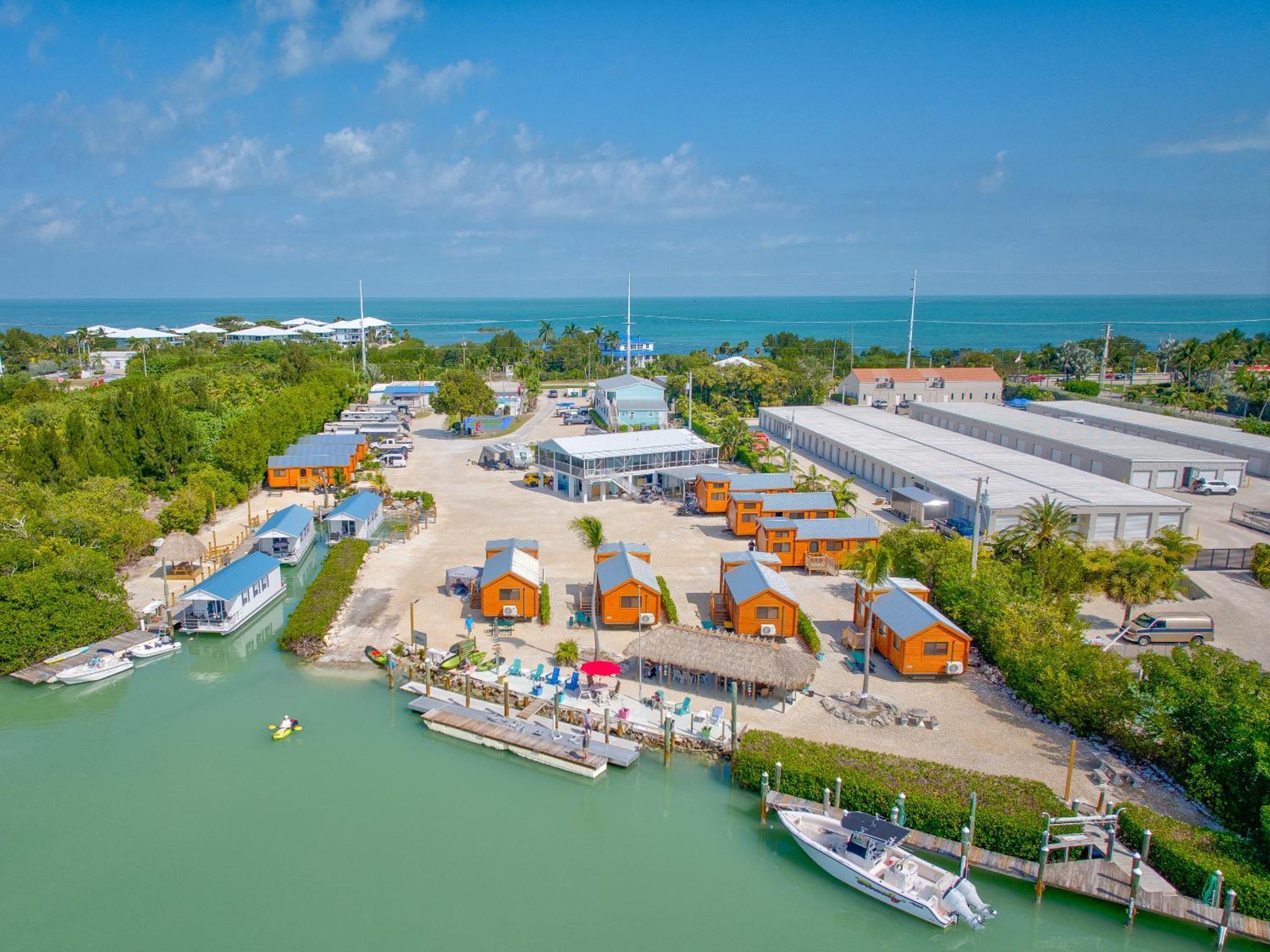 Cabins At Bonefish Bay Маратон Экстерьер фото