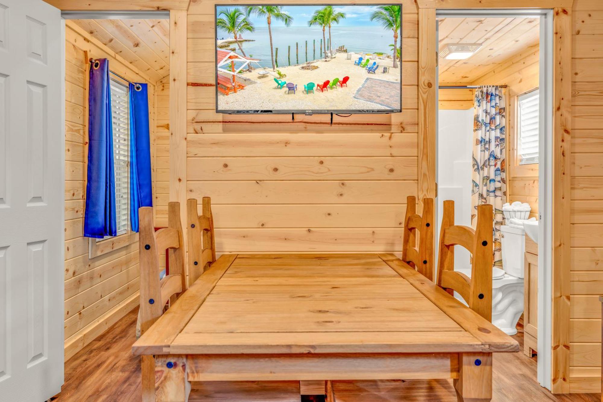 Cabins At Bonefish Bay Маратон Экстерьер фото